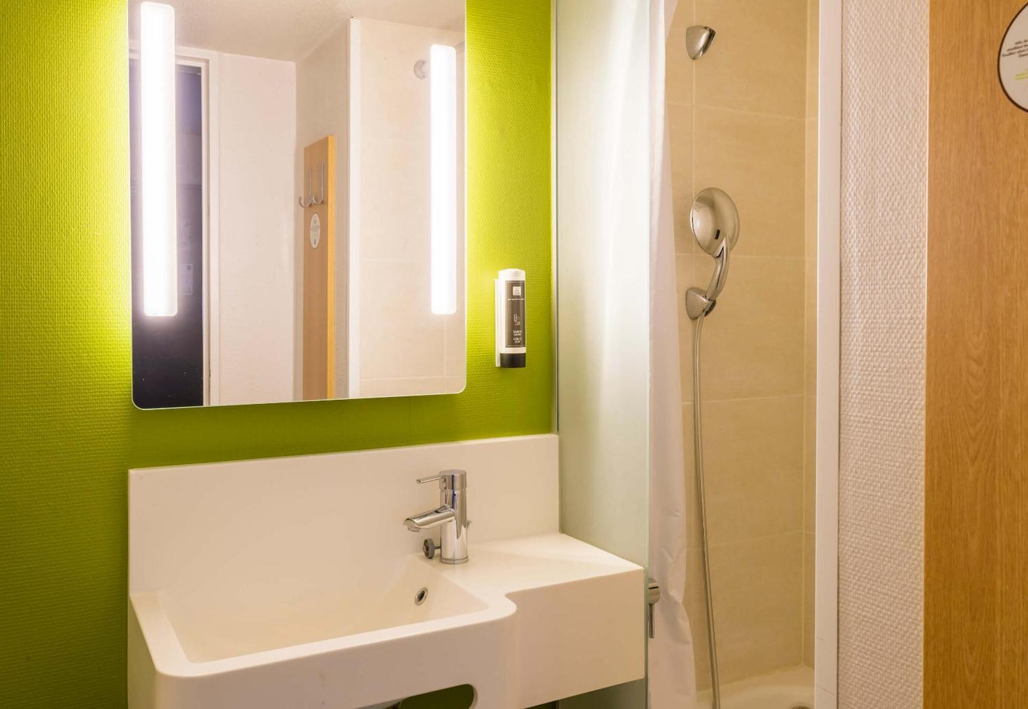 B&B Hotel Auxerre Bourgogne Monéteau المظهر الخارجي الصورة